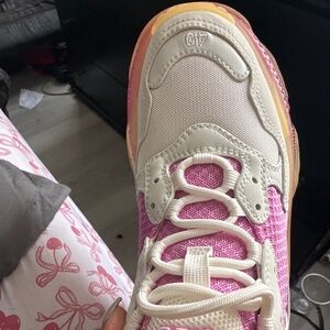 Balenciaga women’s sneakers